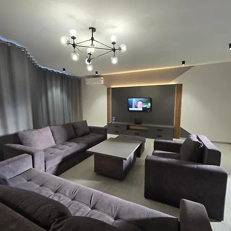 премиум класса на гвардейской * Uzhhorod