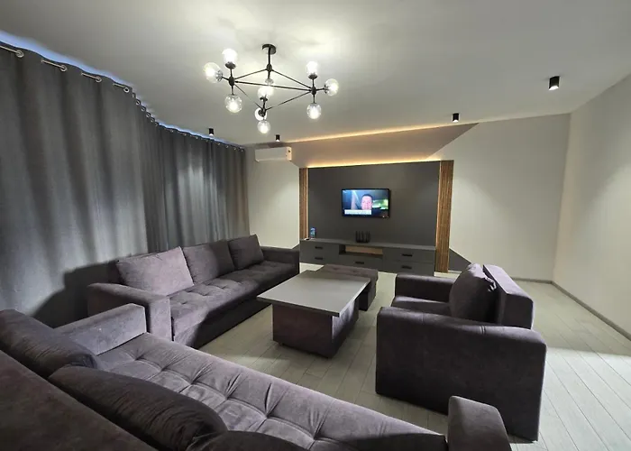 премиум класса на гвардейской * Uzhhorod